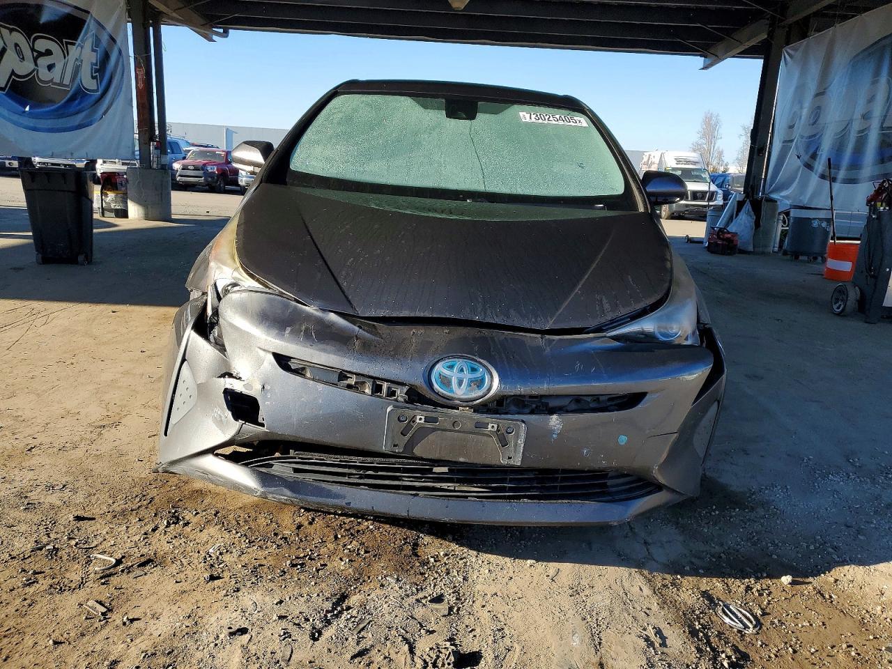 2017 TOYOTA PRIUS