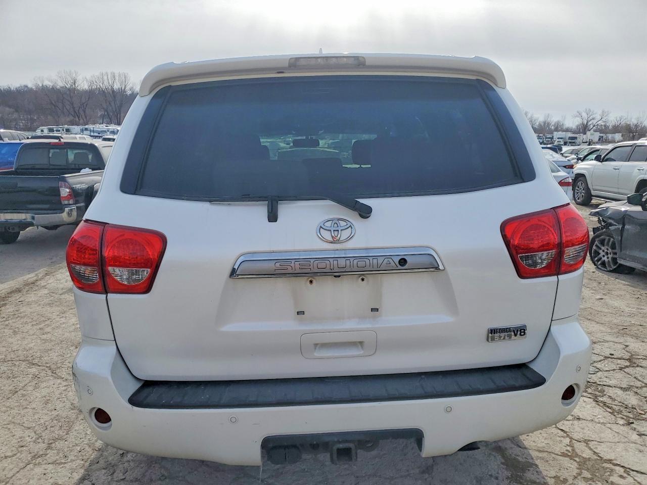 2012 TOYOTA Sequoia