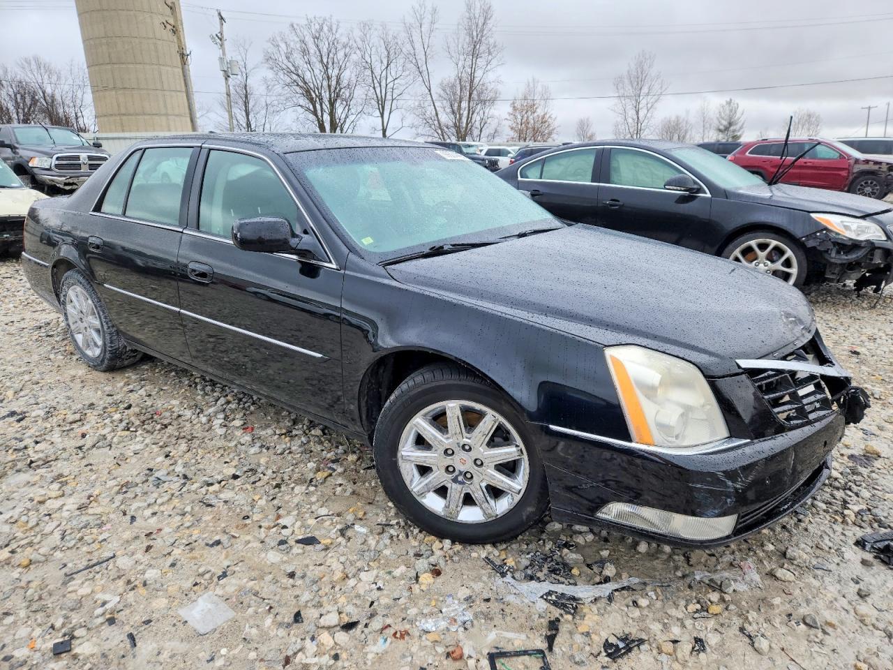2011 CADILLAC DTS