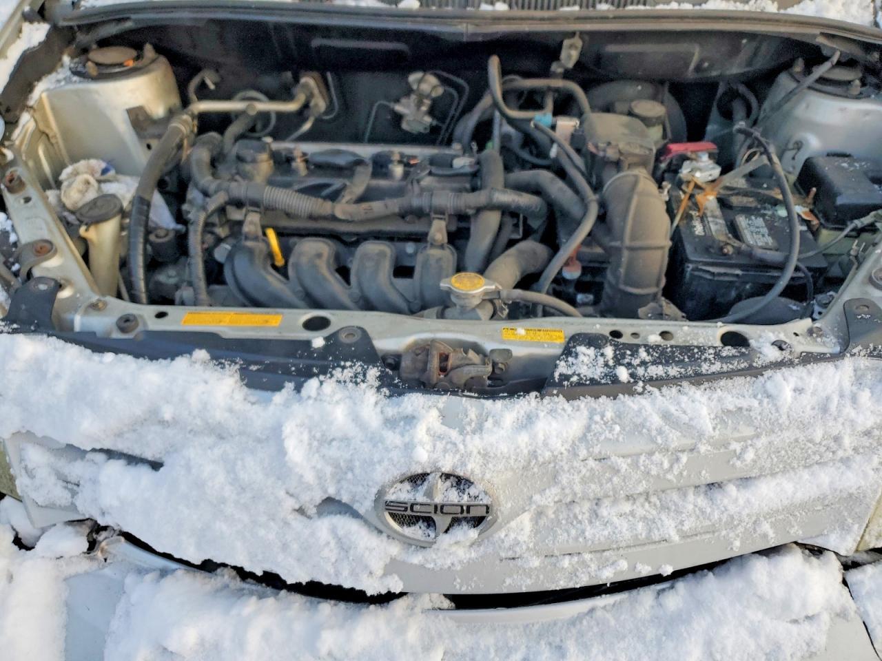 2005 TOYOTA SCION