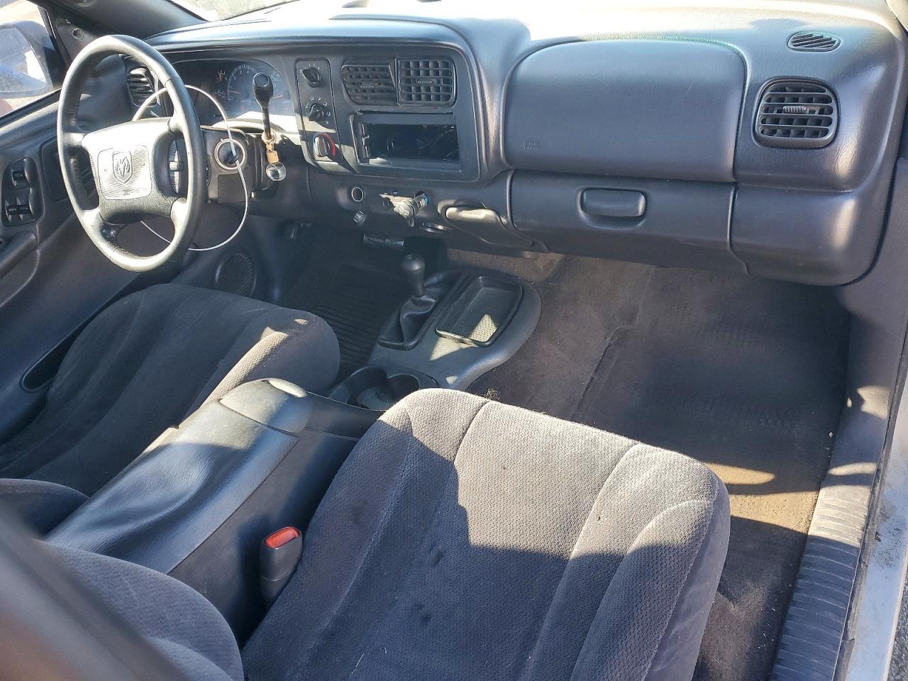 2000 DODGE Dakota