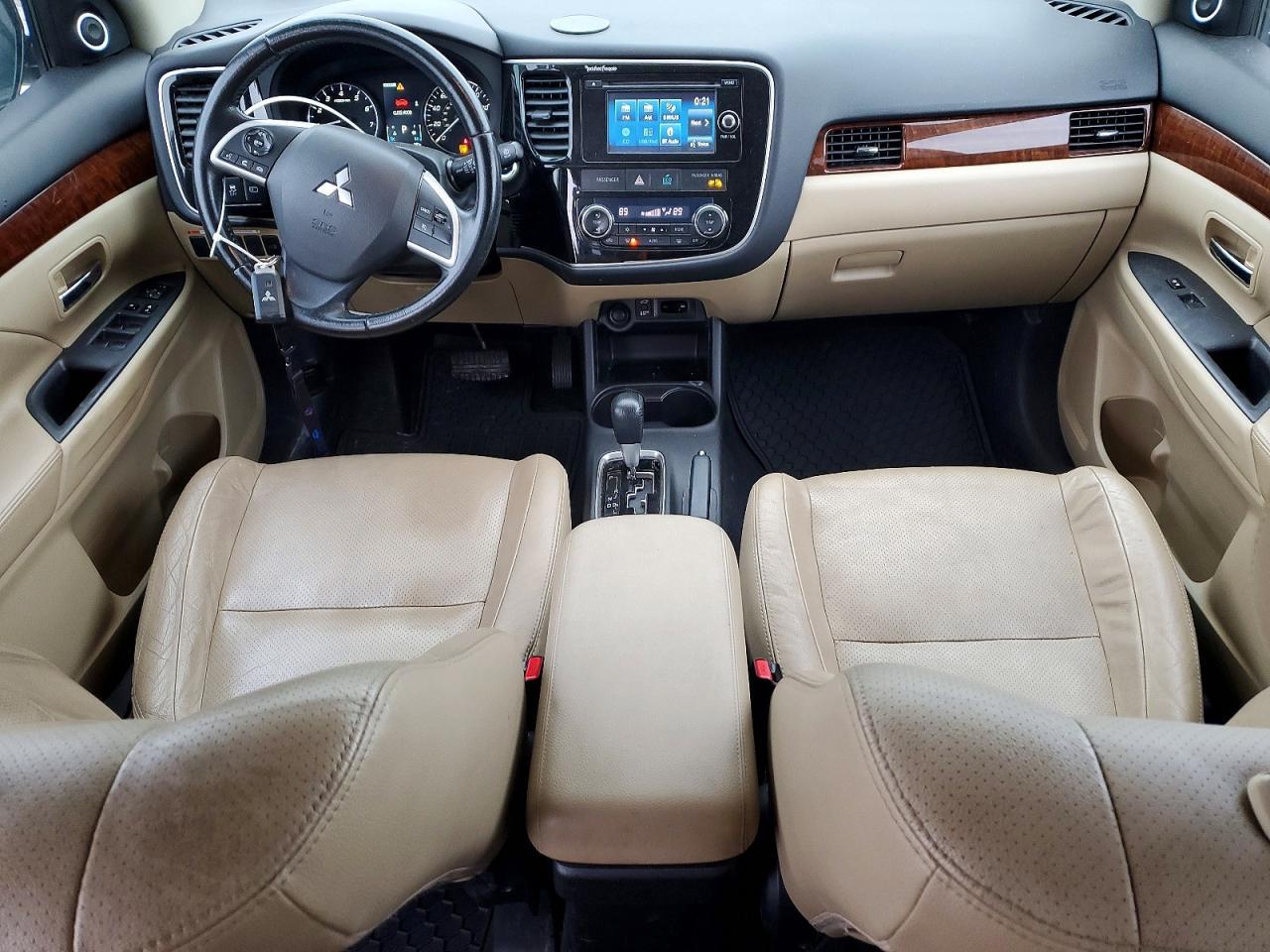 2014 MITSUBISHI outlander