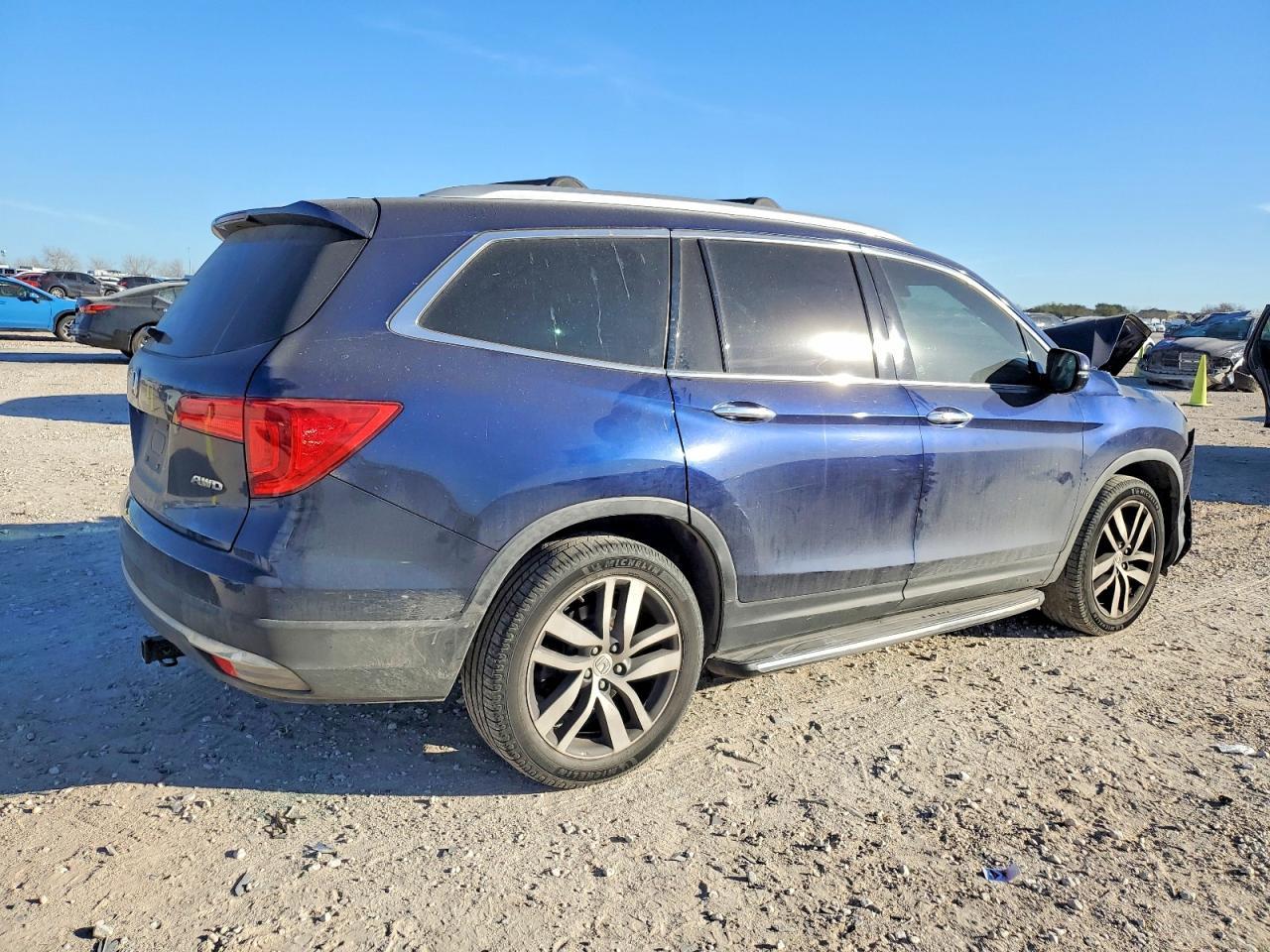 2017 HONDA PILOT