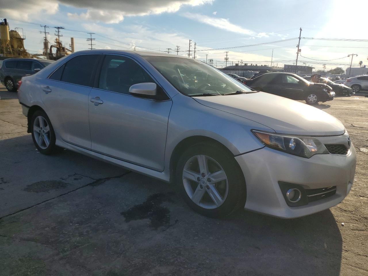 2012 TOYOTA CAMRY