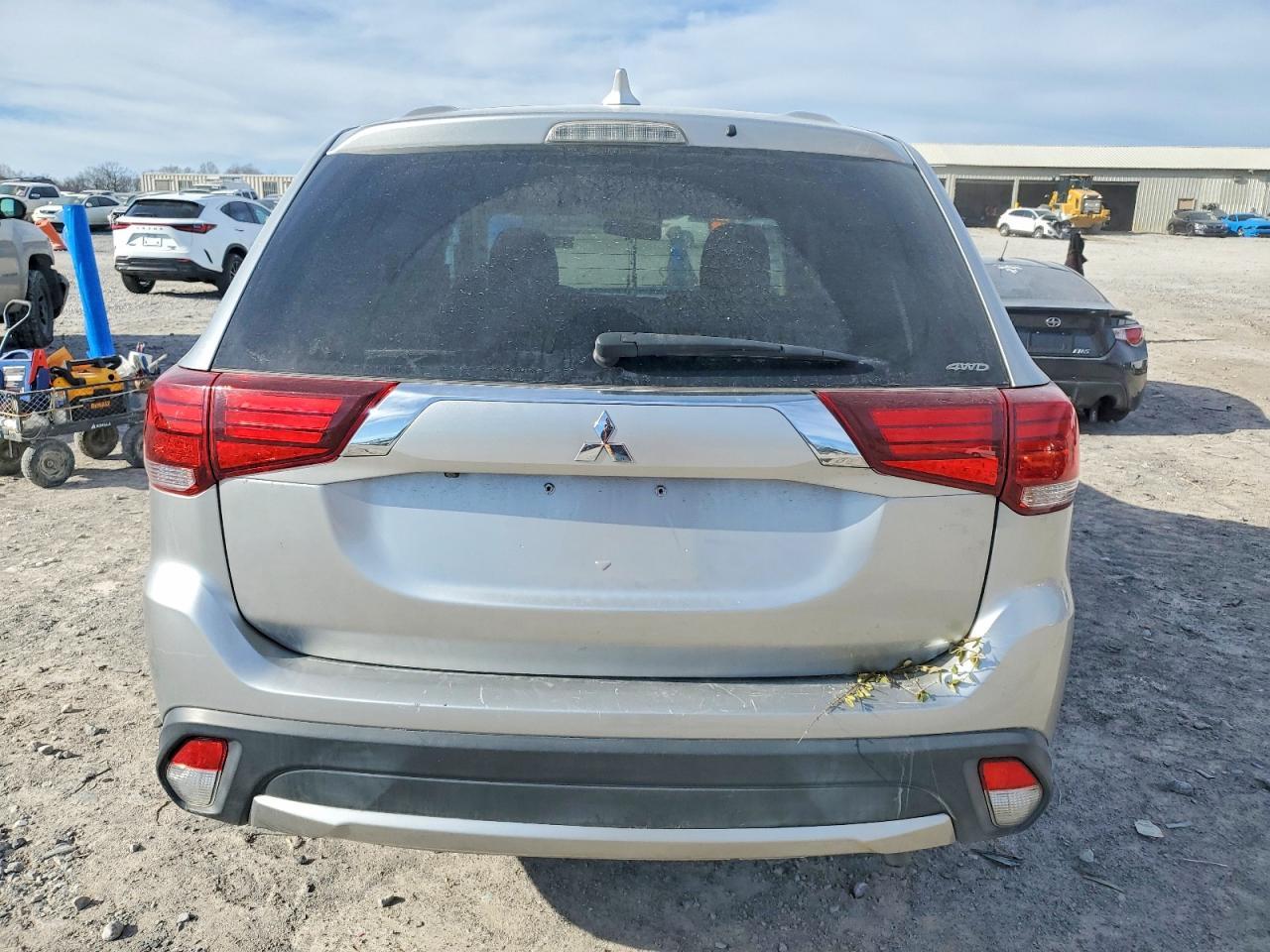 2018 MITSUBISHI outlander