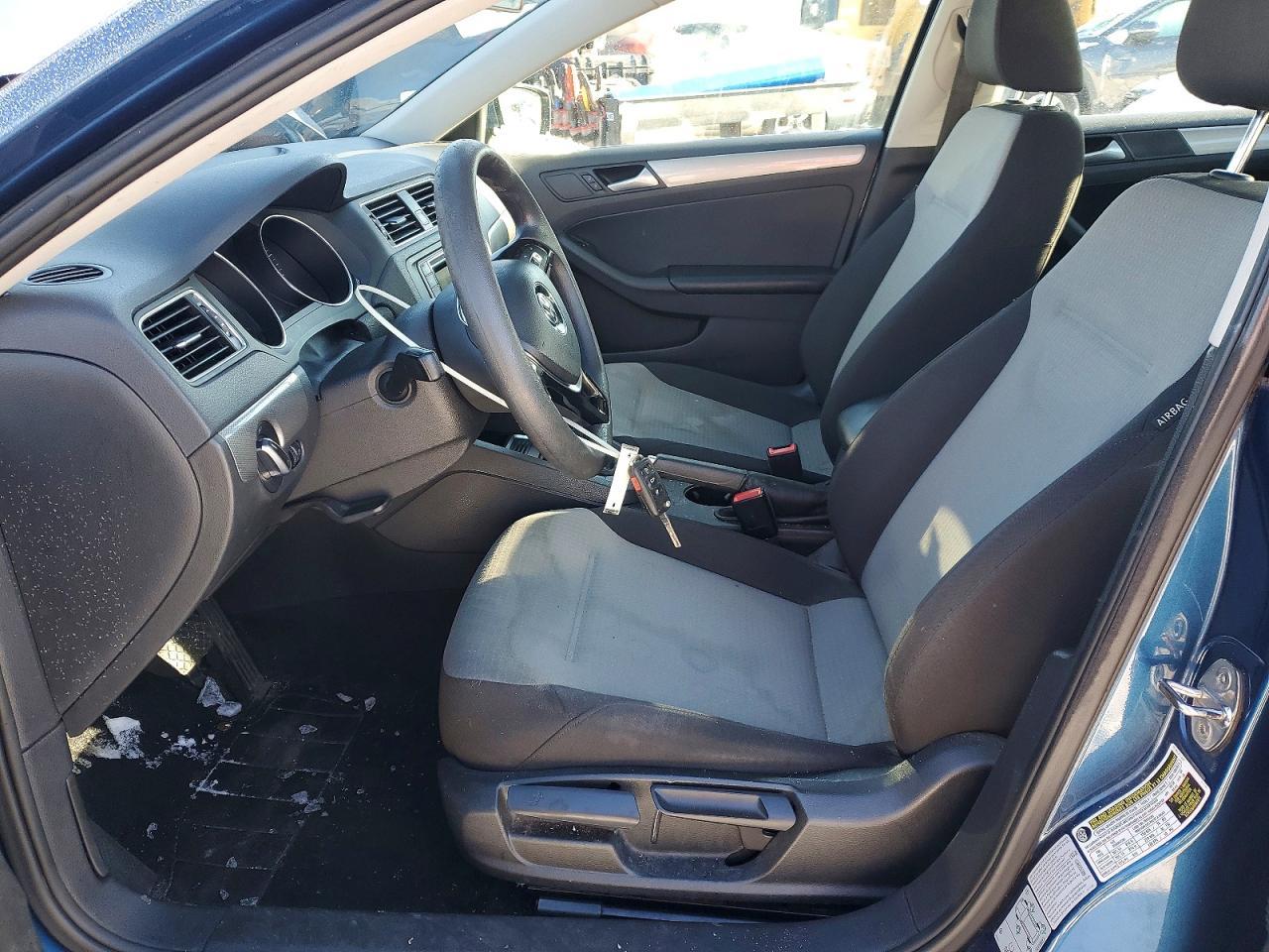 2017 VOLKSWAGEN JETTA
