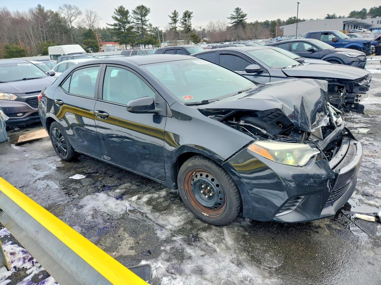 2015 TOYOTA COROLLA