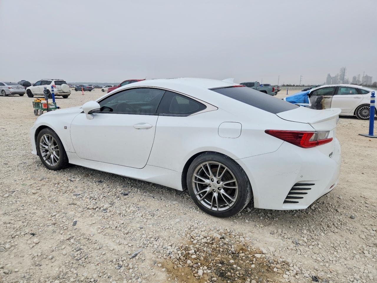 2017 LEXUS RC 200t
