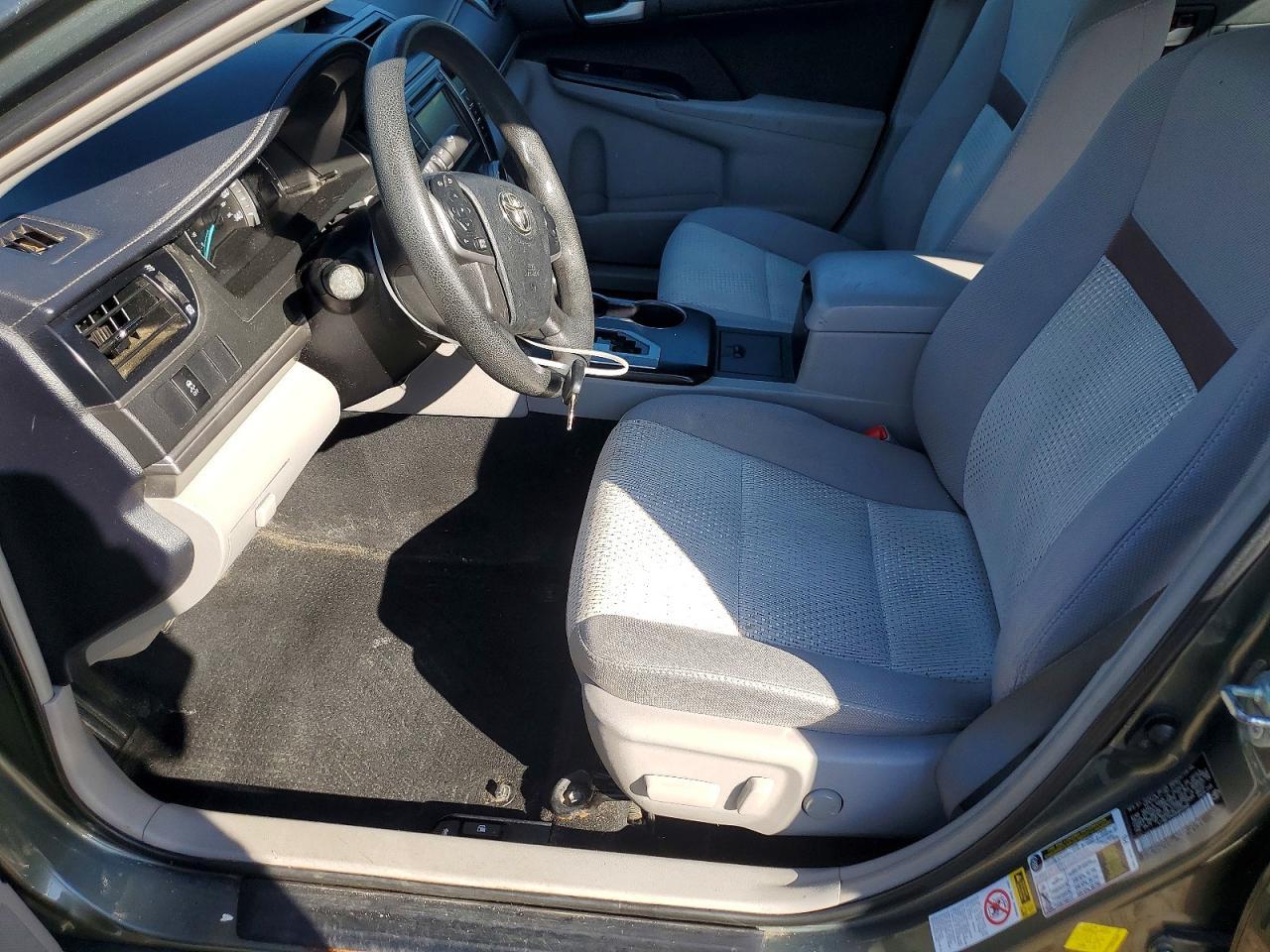 2013 TOYOTA CAMRY