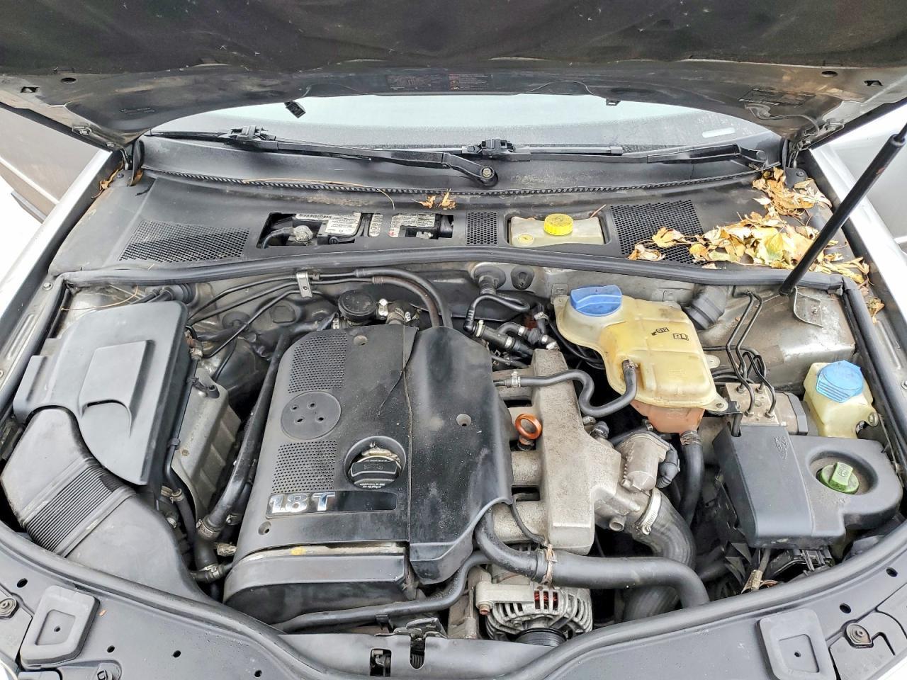 2003 VOLKSWAGEN Passat
