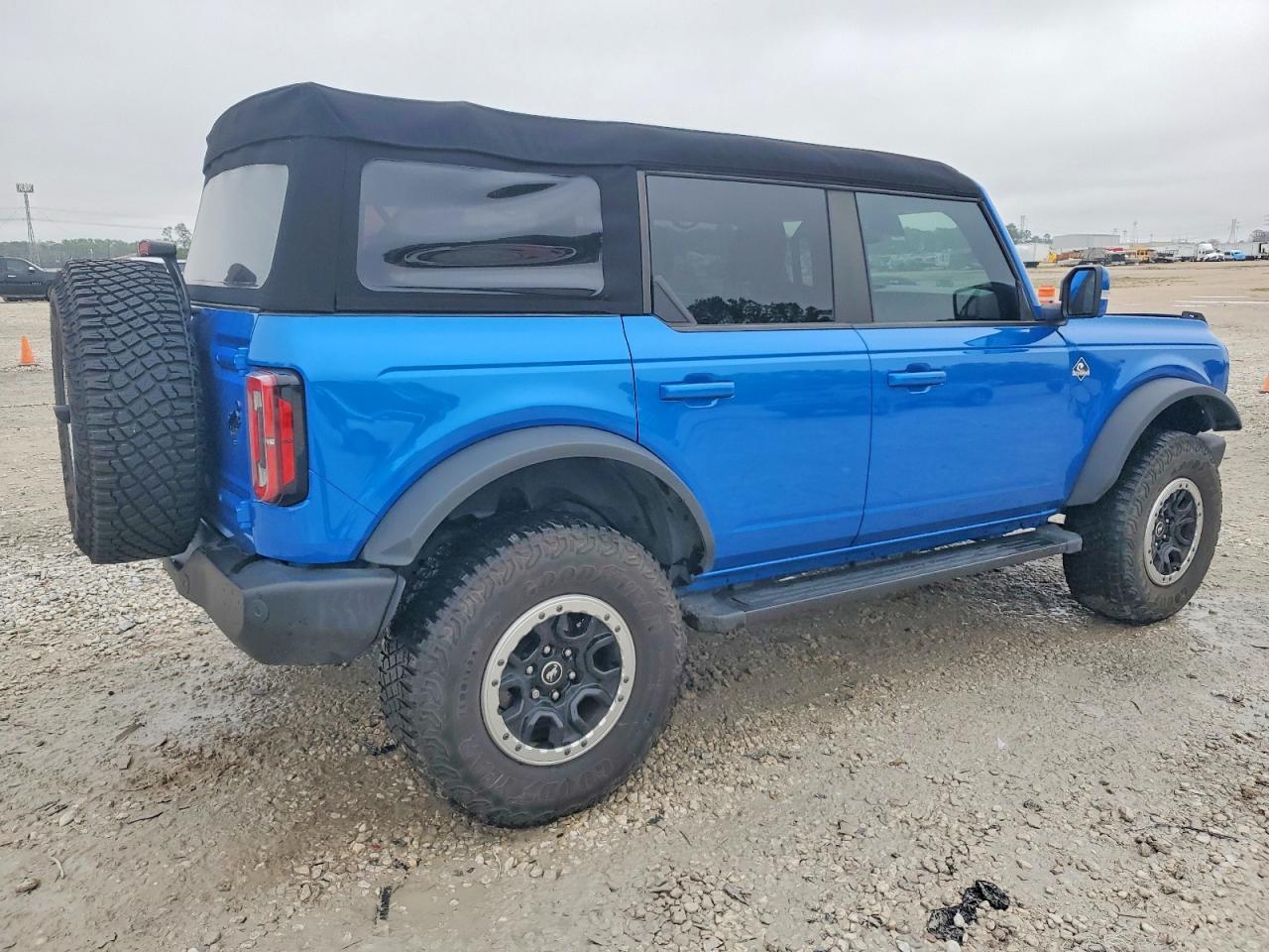 2022 FORD Bronco