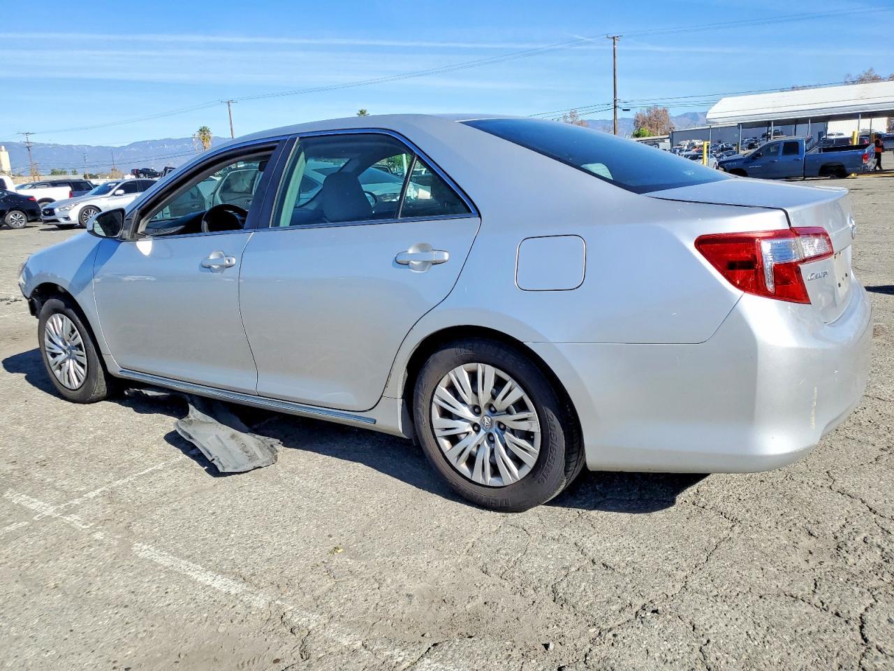 2014 TOYOTA CAMRY