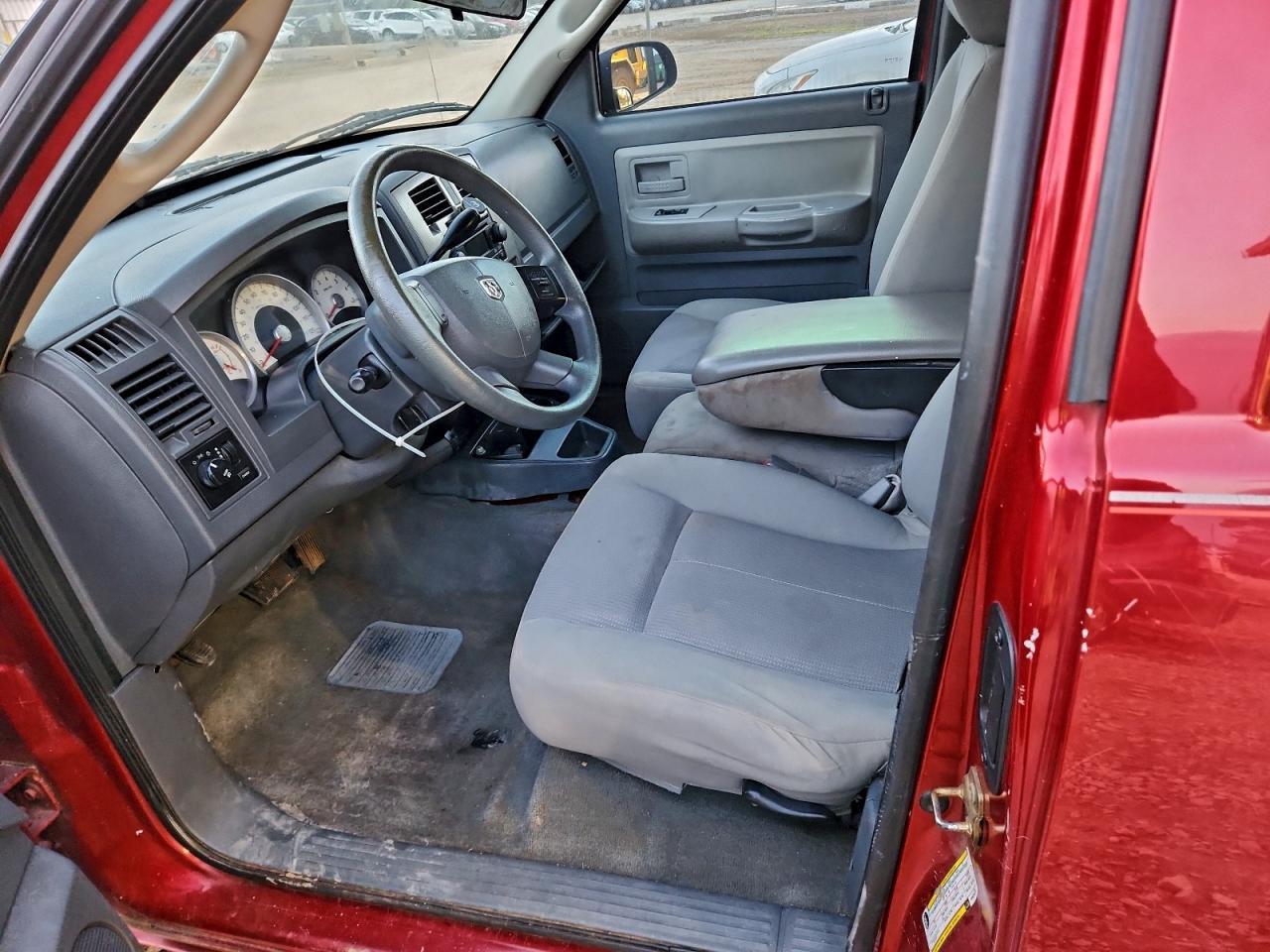 2006 DODGE Dakota