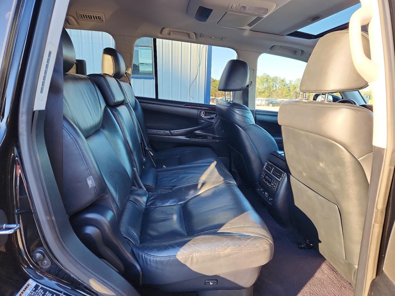 2011 LEXUS LX 570