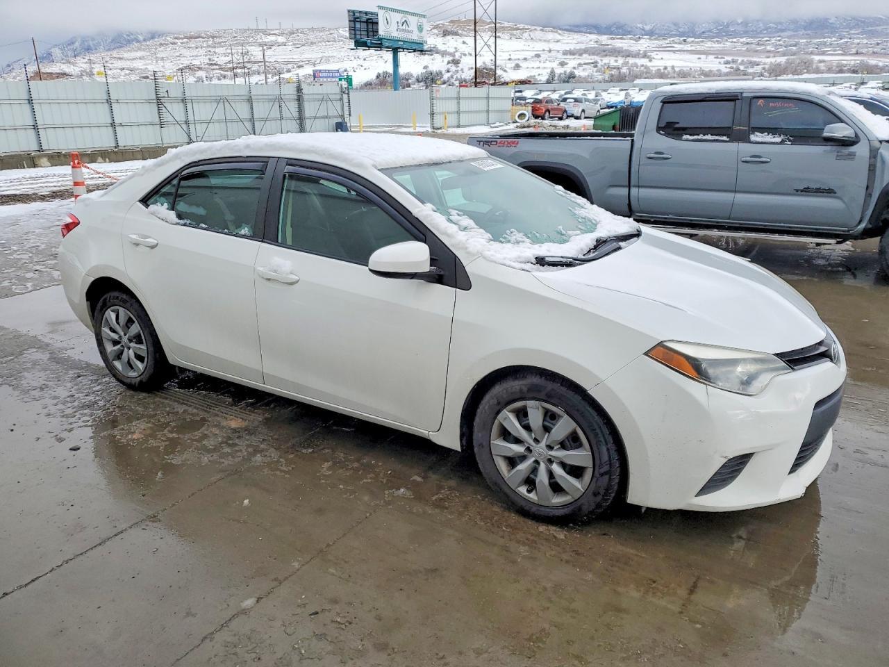 2014 TOYOTA COROLLA