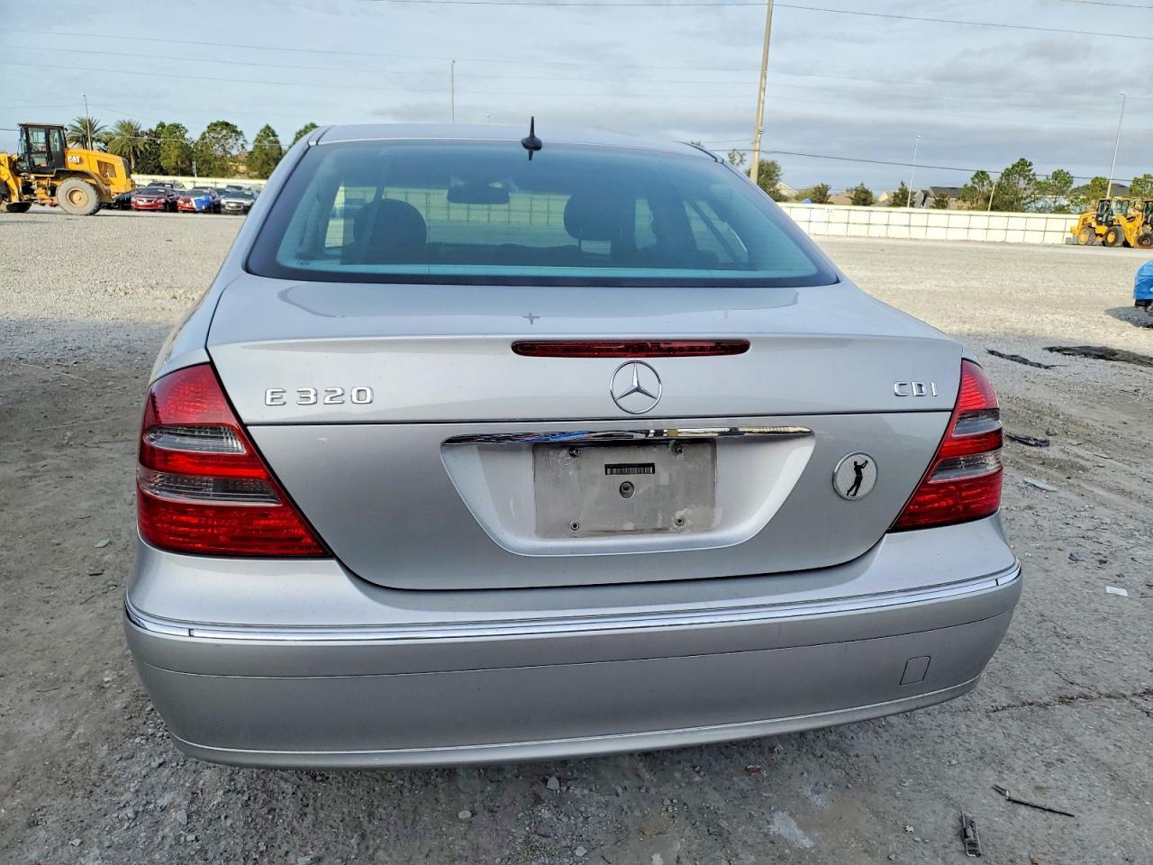 2005 MERCEDES-BENZ E-Class
