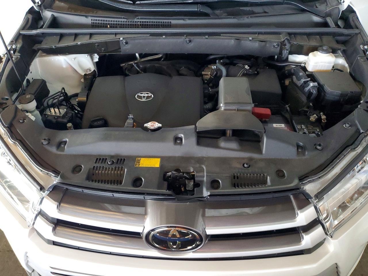 2019 TOYOTA HIGHLANDER