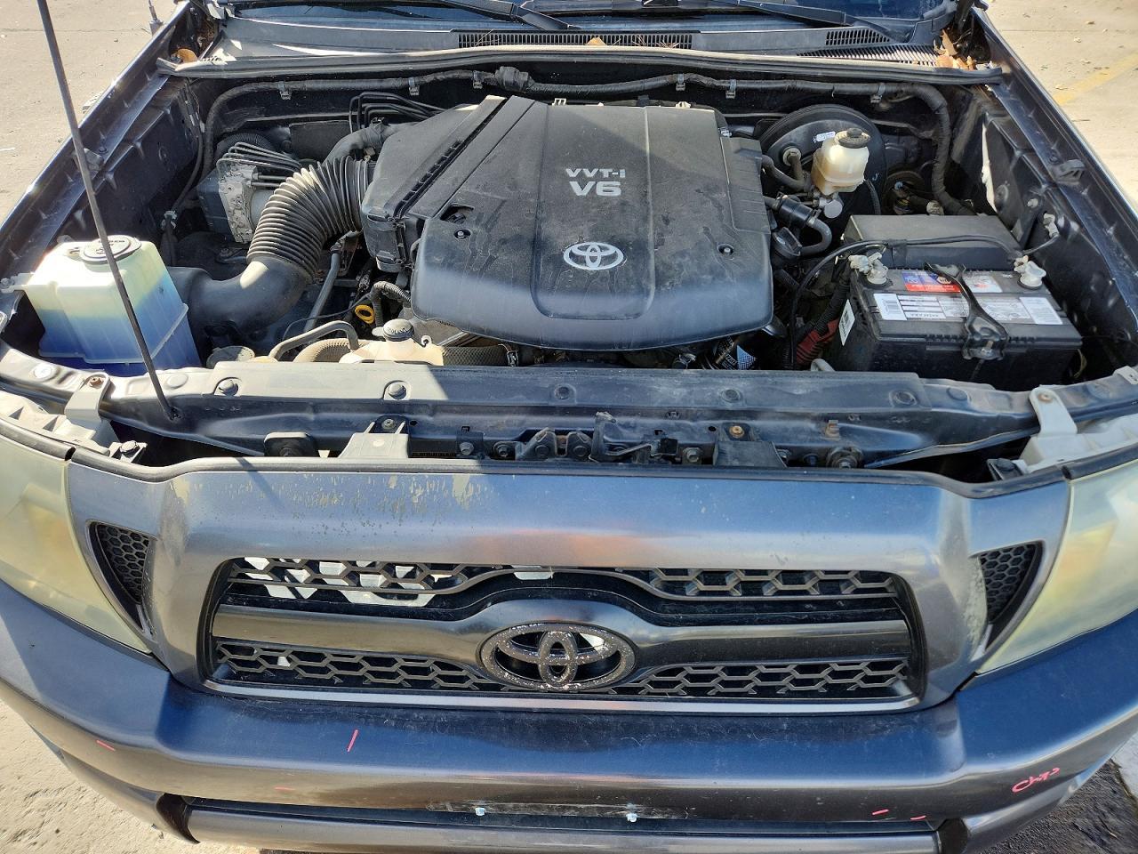 2011 TOYOTA TACOMA
