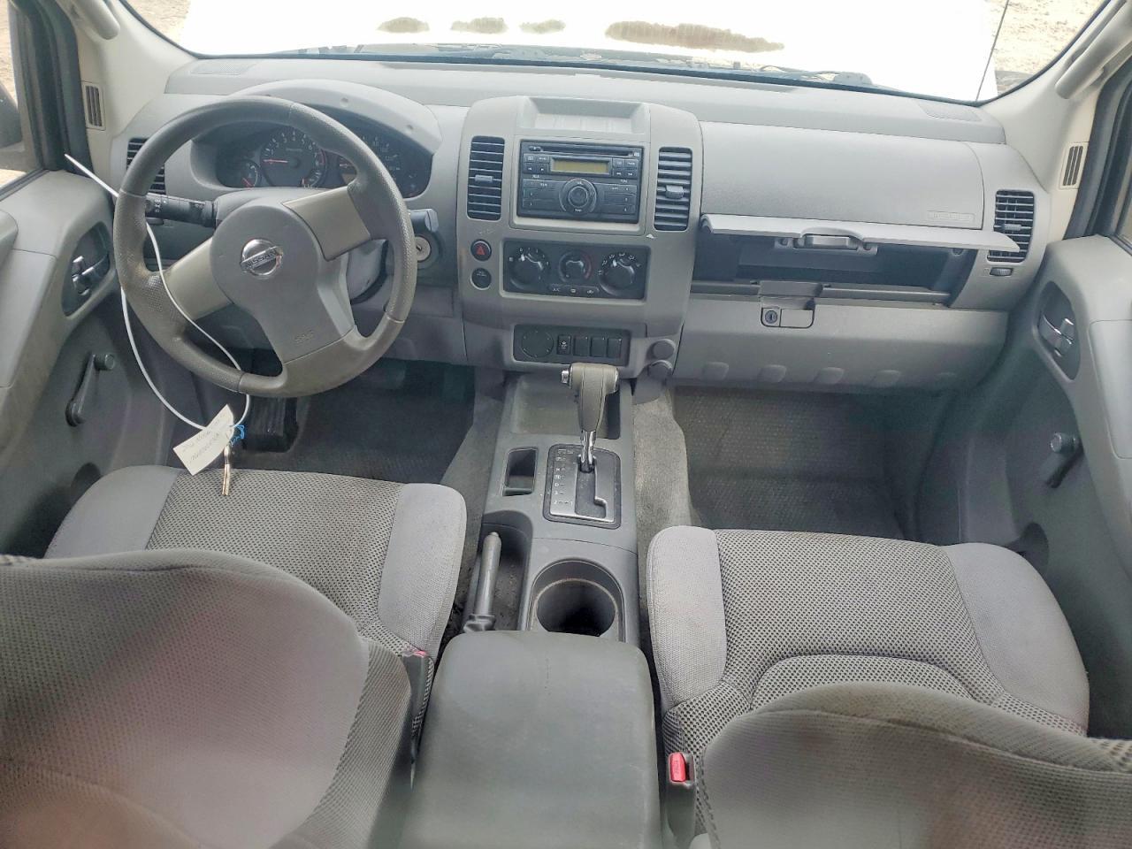2012 NISSAN Frontier