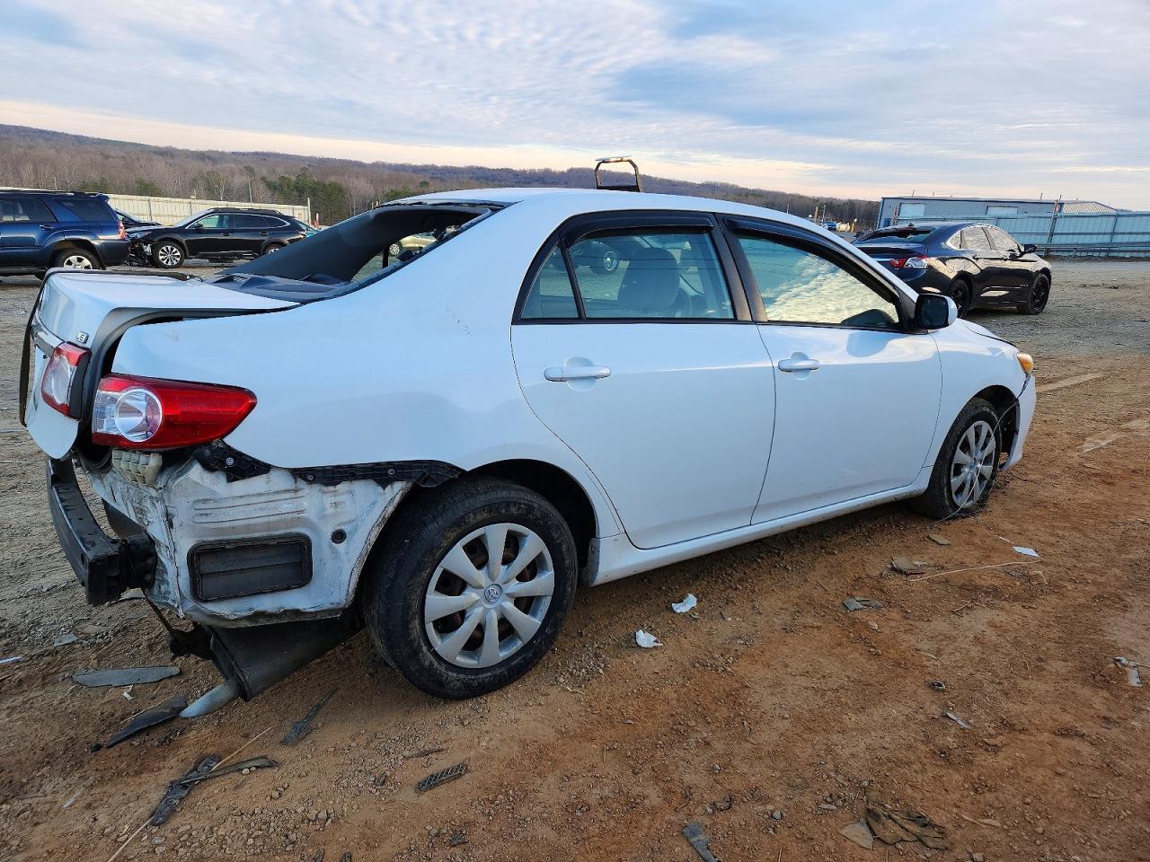 2011 TOYOTA COROLLA