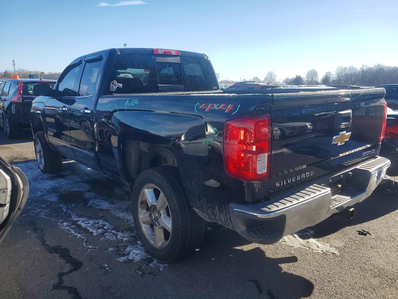 2018 CHEVROLET Silverado
