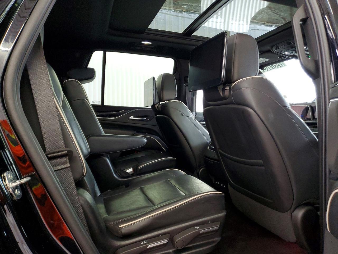 2023 CADILLAC ESCALADE