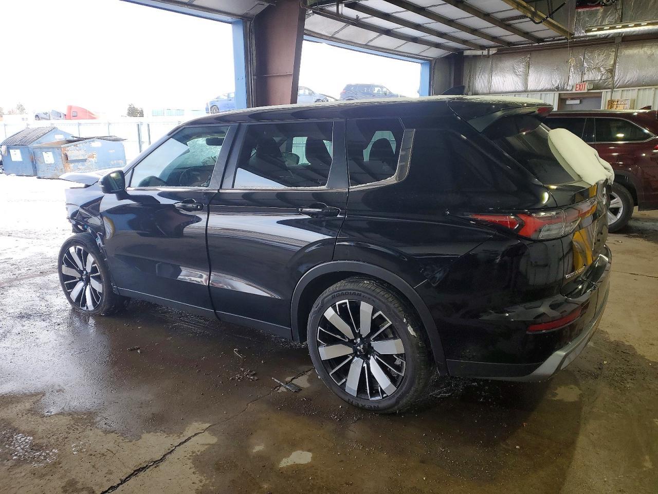 2025 MITSUBISHI outlander