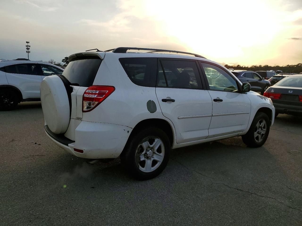 2011 TOYOTA RAV4