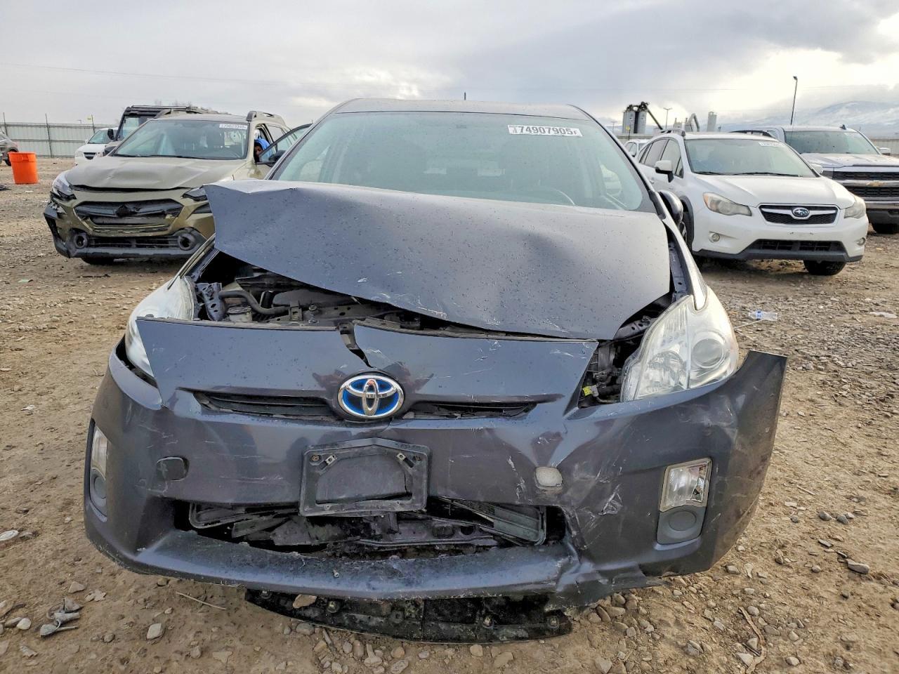 2011 TOYOTA PRIUS