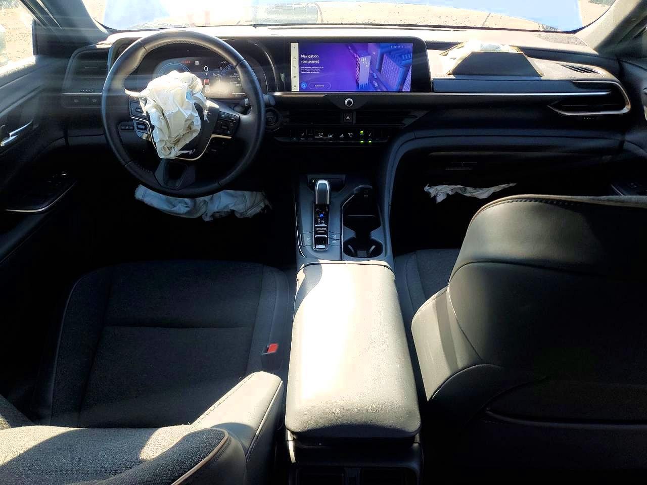 2023 TOYOTA Crown
