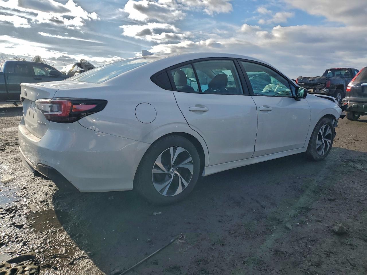 2023 SUBARU Legacy