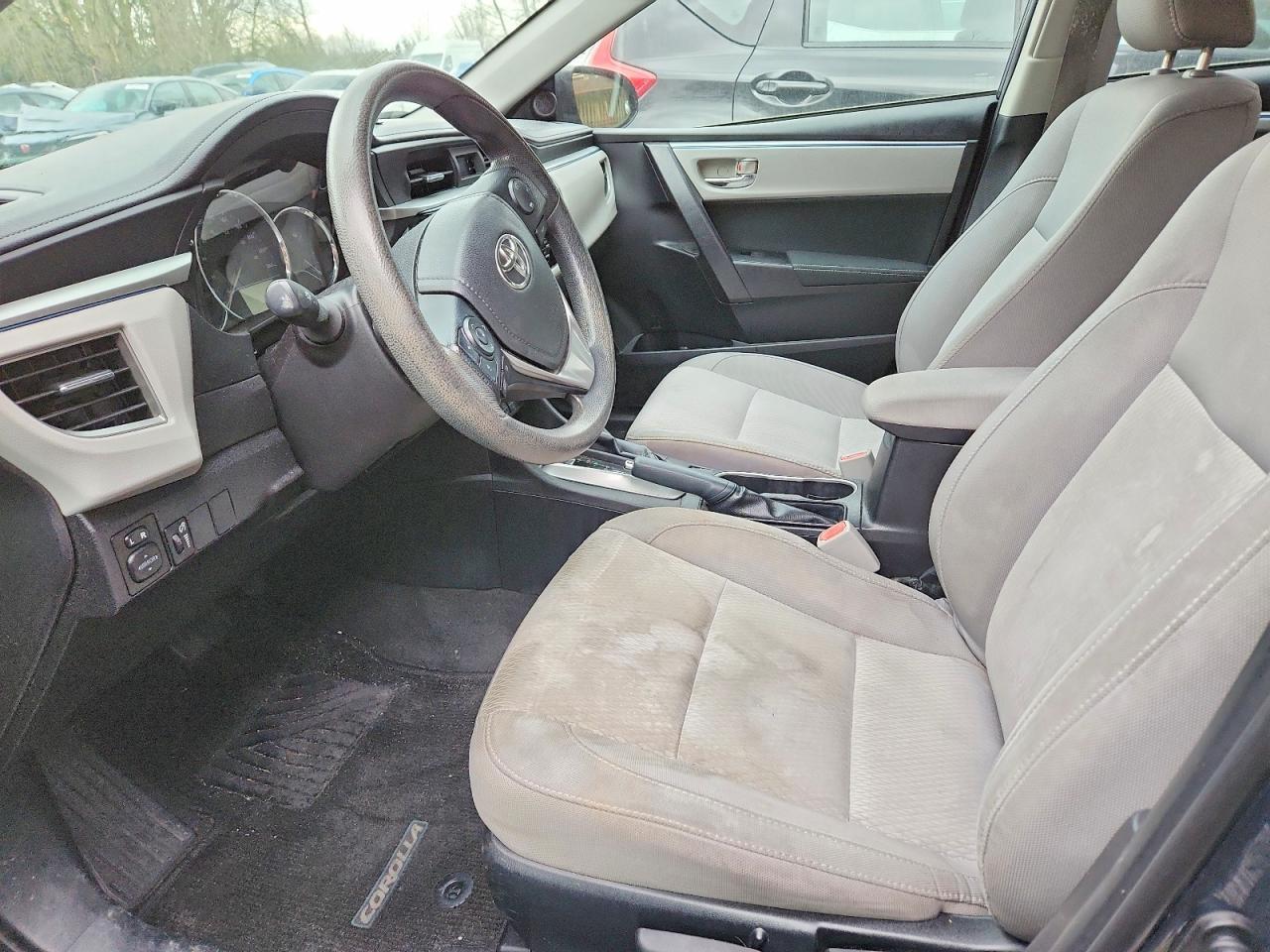 2015 TOYOTA COROLLA