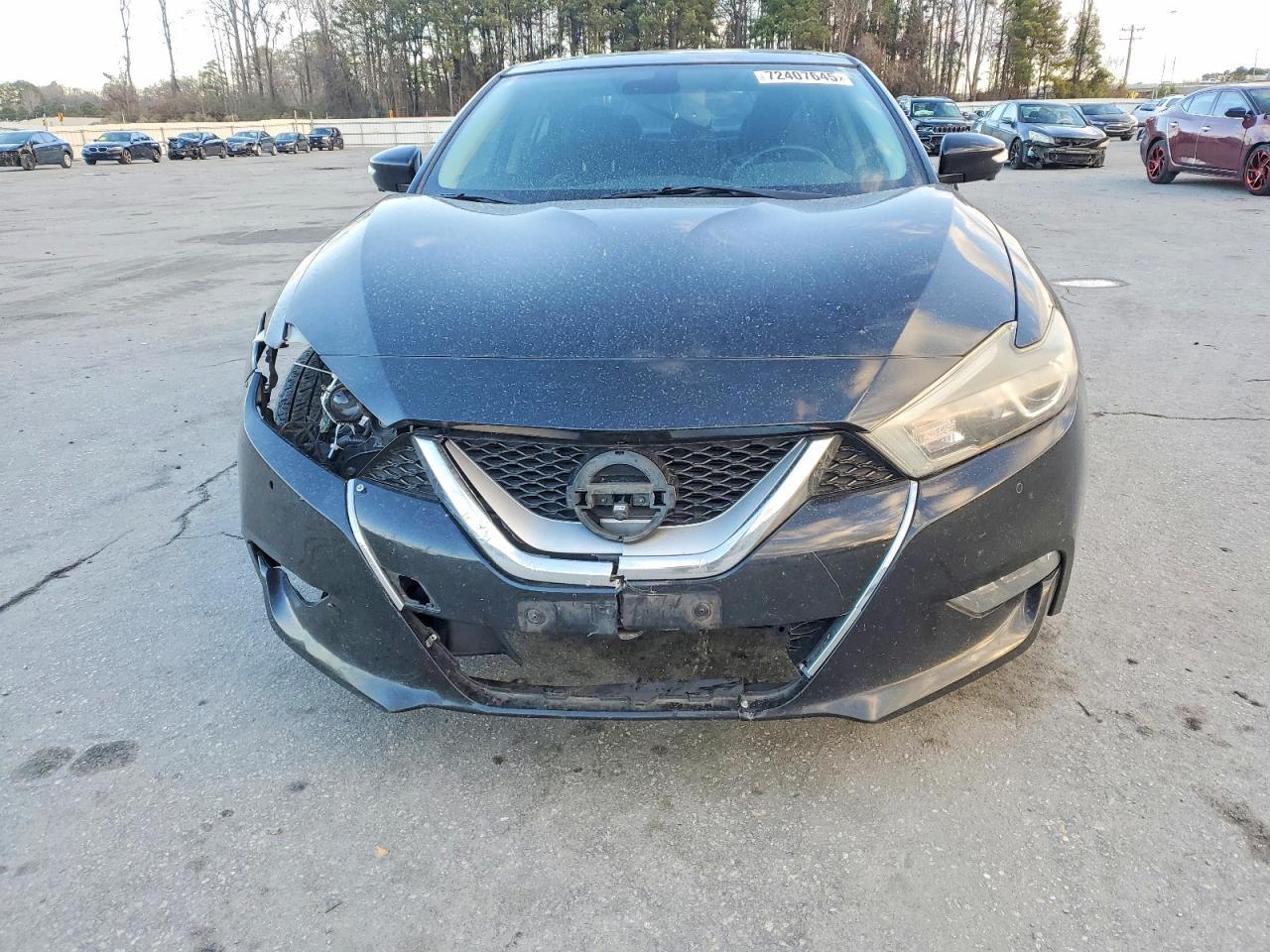 2017 NISSAN Maxima