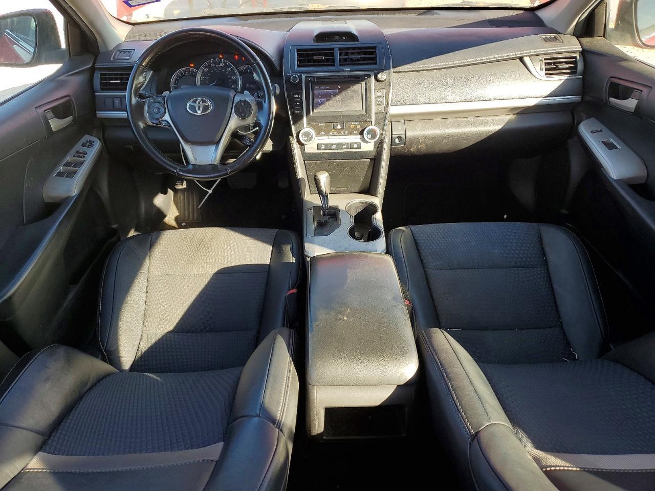 2014 TOYOTA CAMRY