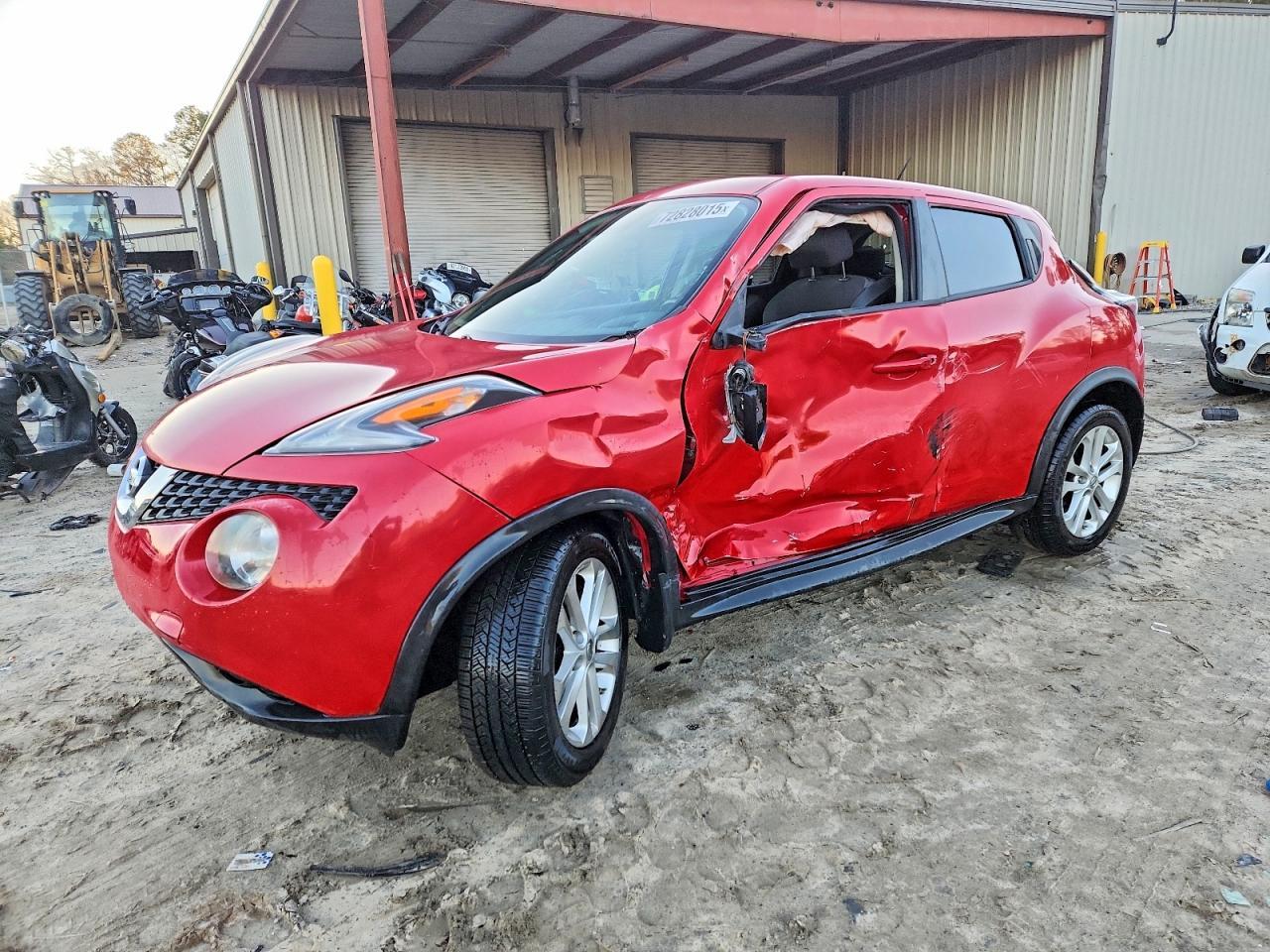 2015 NISSAN Juke