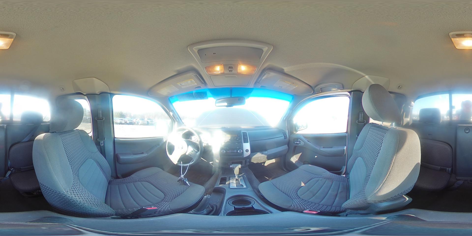 2012 NISSAN Frontier