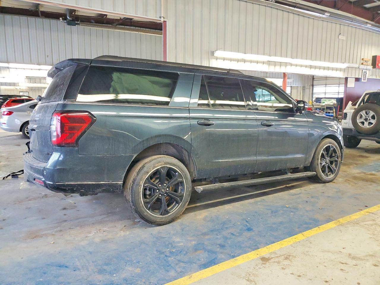 2022 FORD Expedition