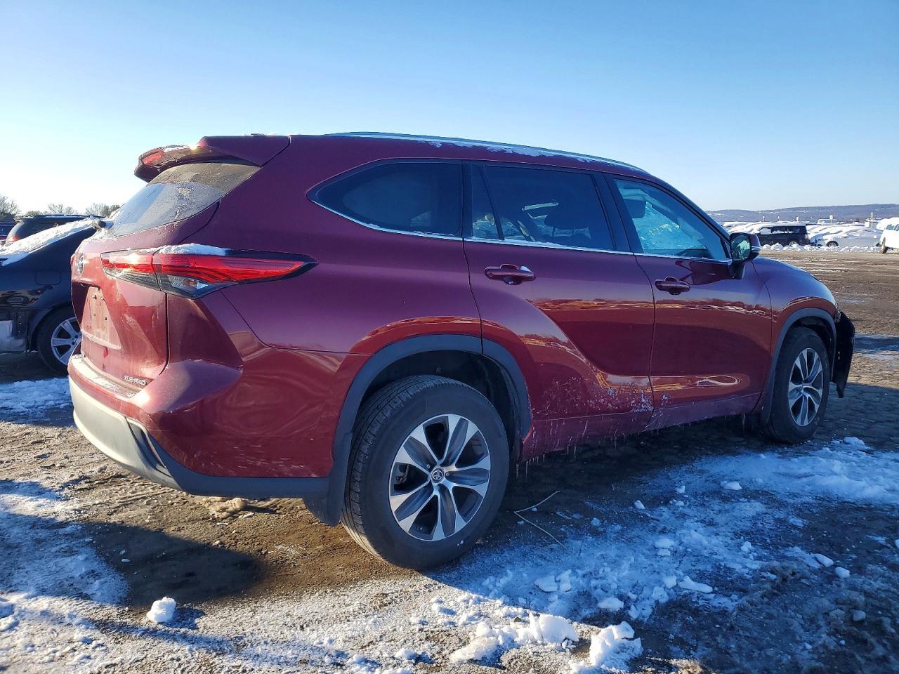 2021 TOYOTA HIGHLANDER