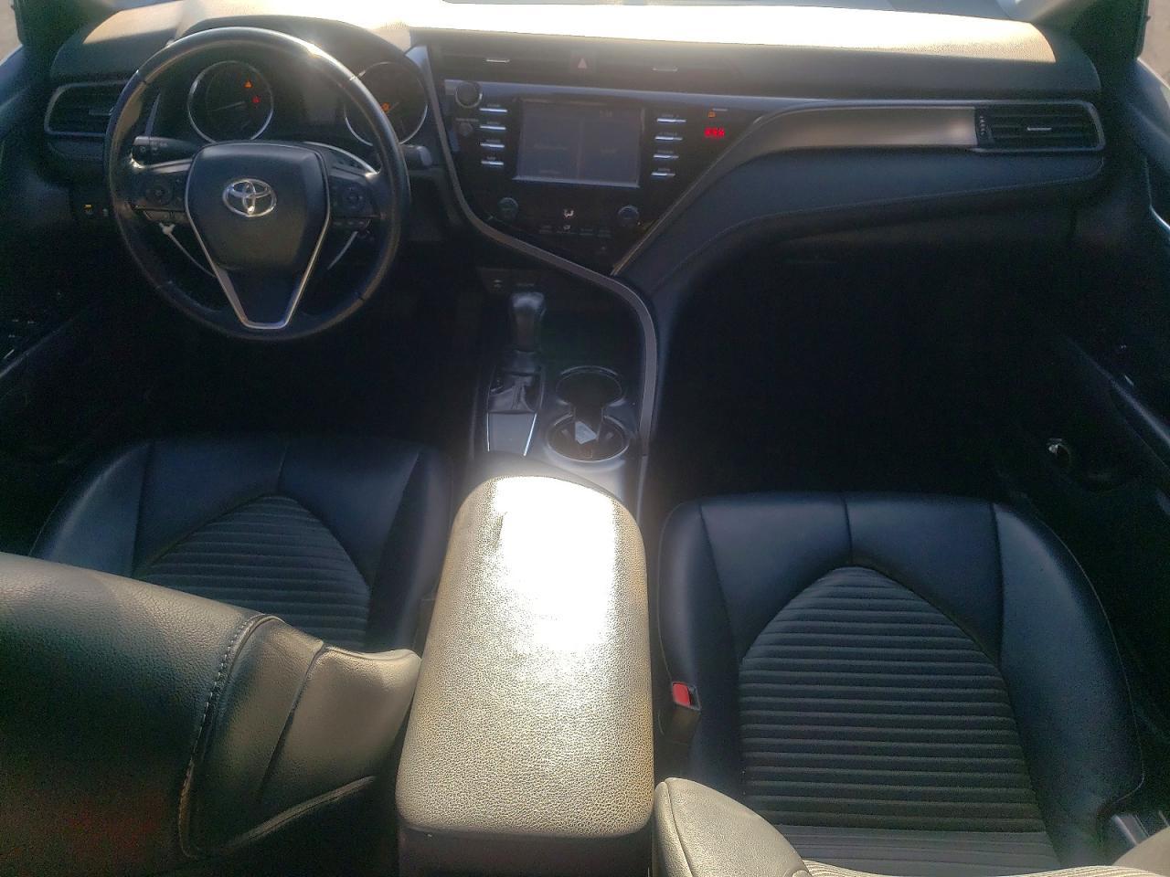 2019 TOYOTA CAMRY