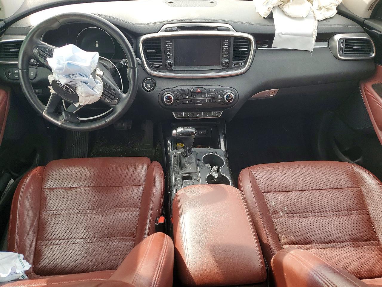 2018 KIA SORENTO