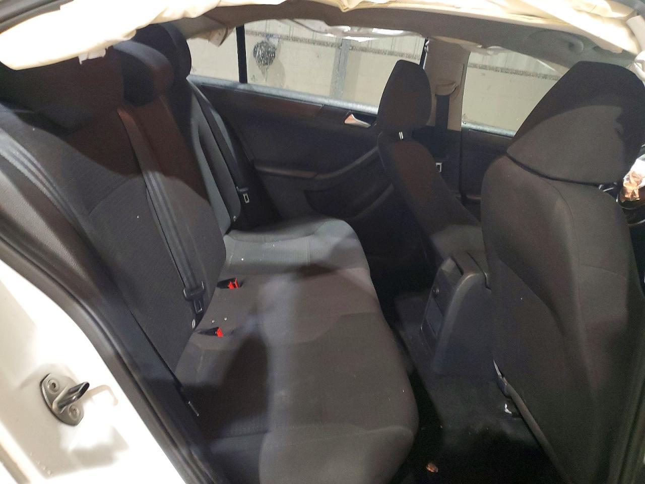 2015 VOLKSWAGEN JETTA