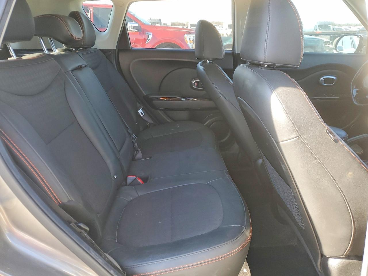 2017 KIA SOUL