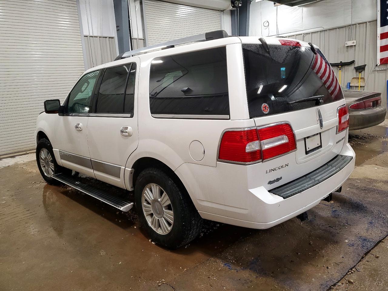 2010 LINCOLN Navigator