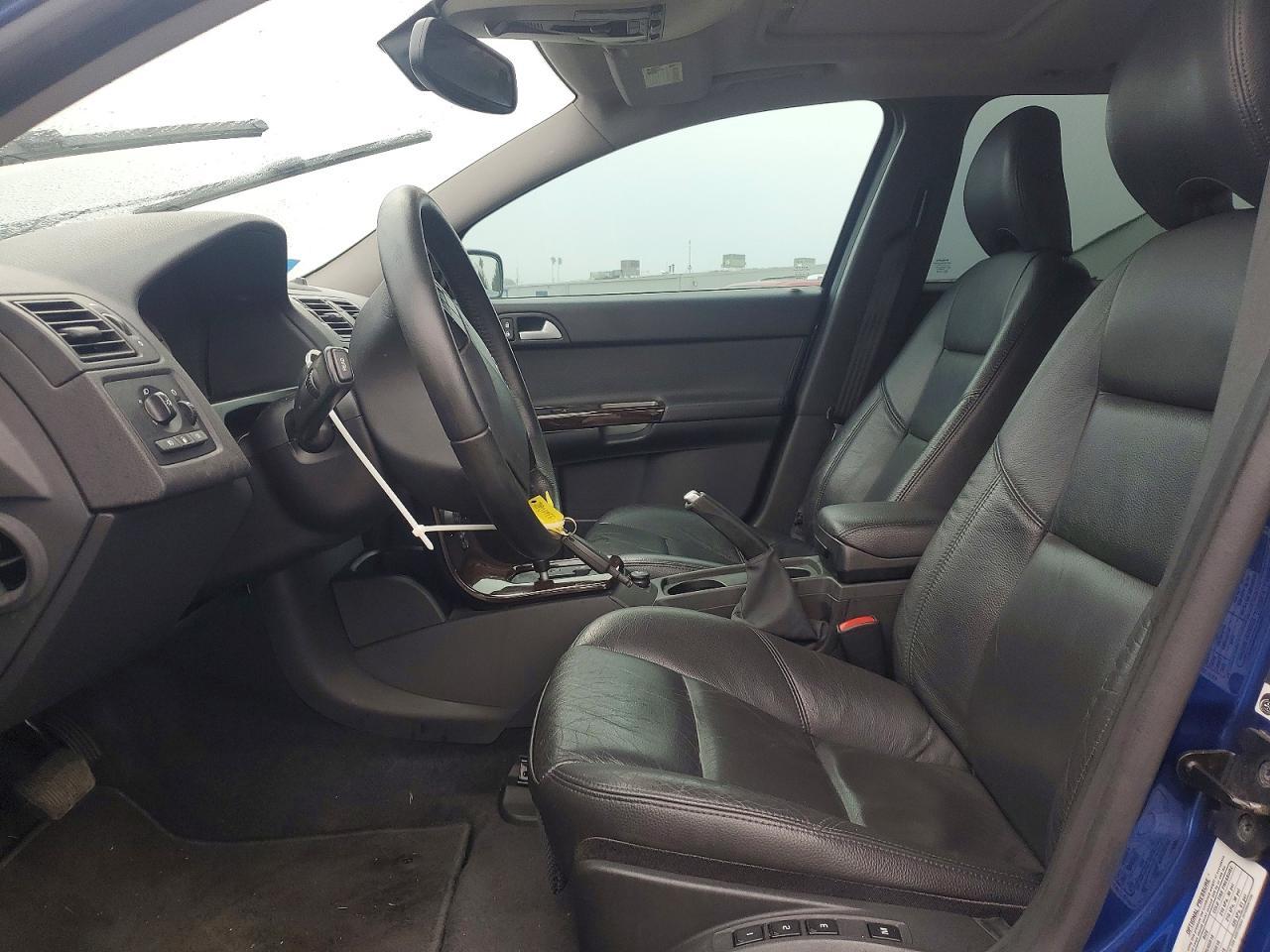 2006 VOLVO V50