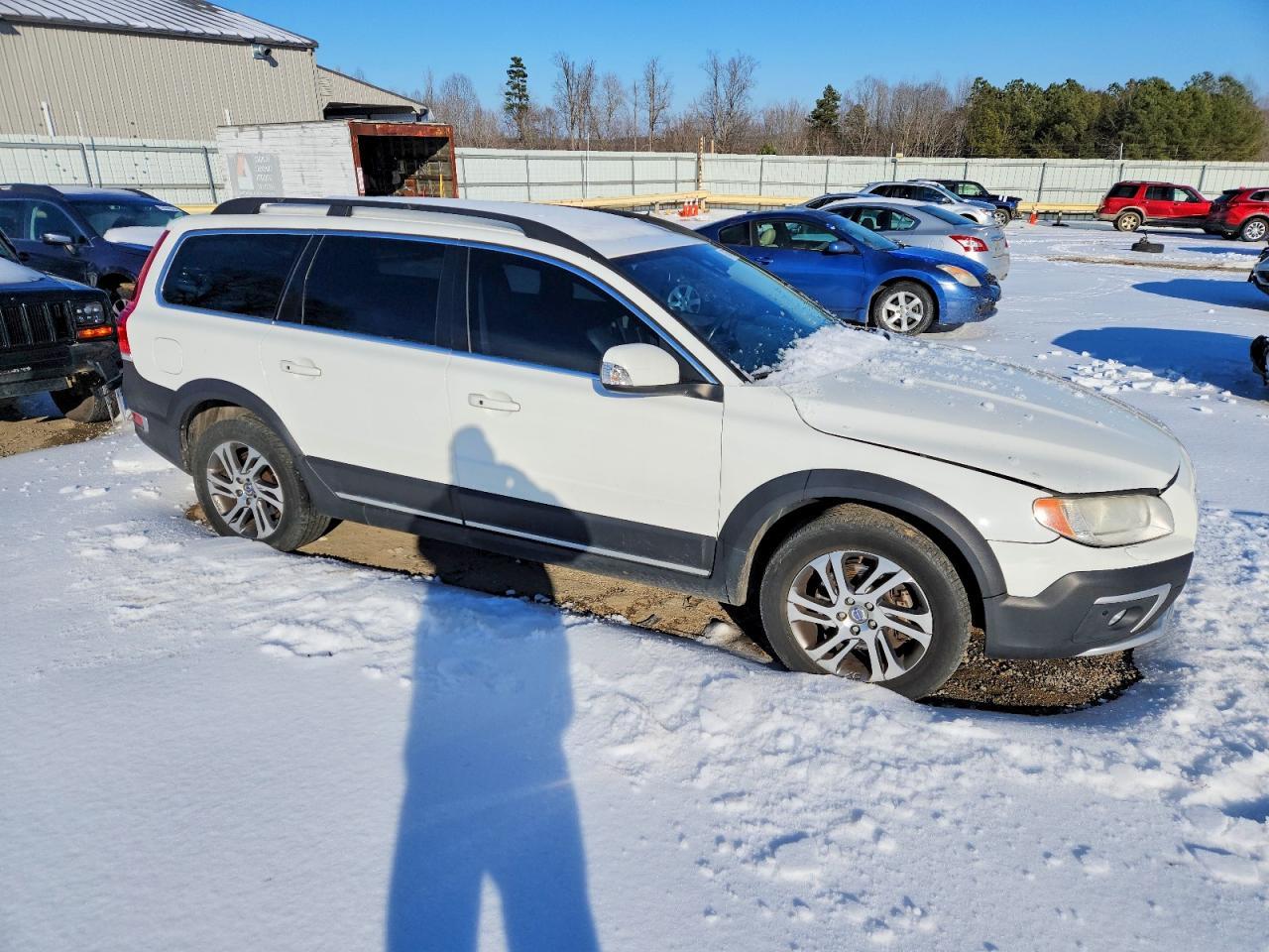 2015 VOLVO XC70