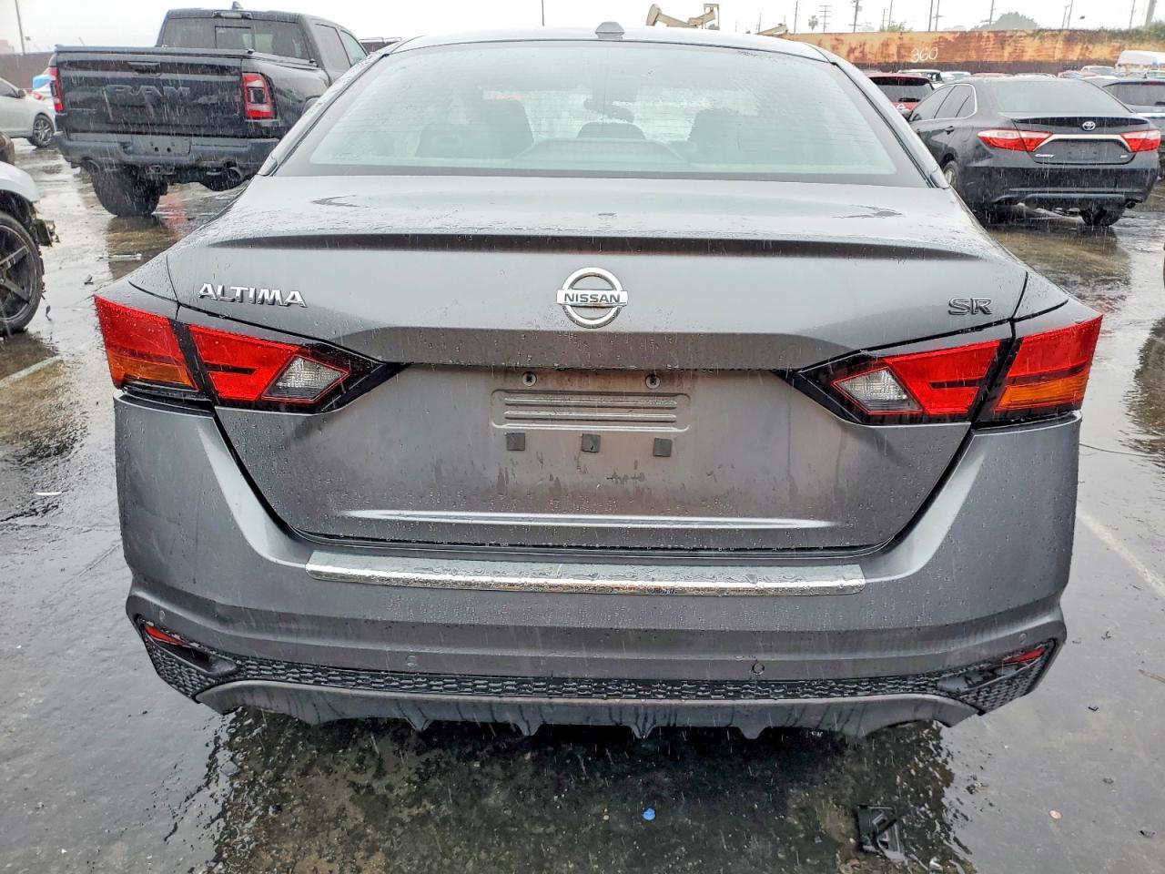 2022 NISSAN ALTIMA