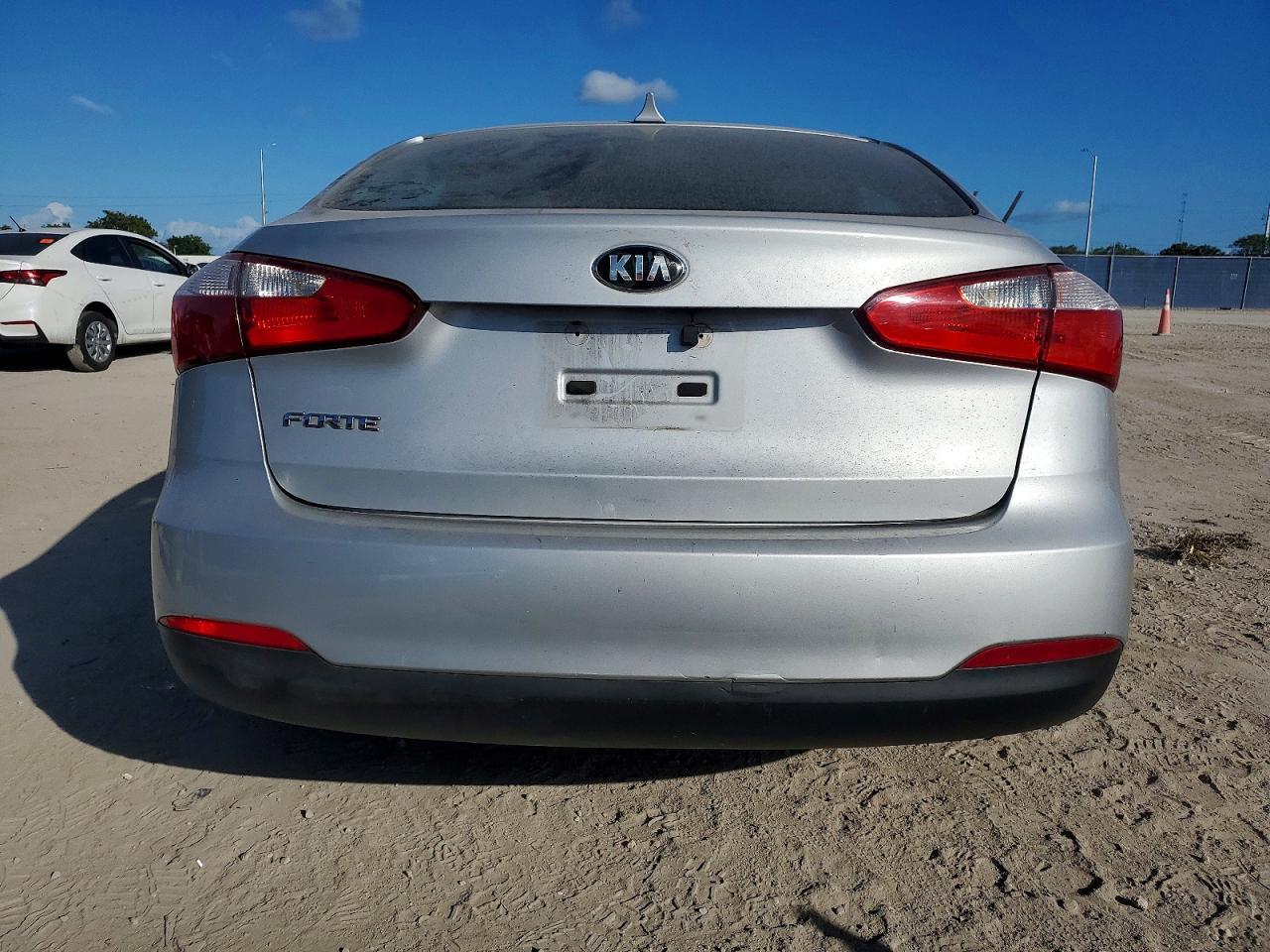 2015 KIA FORTE