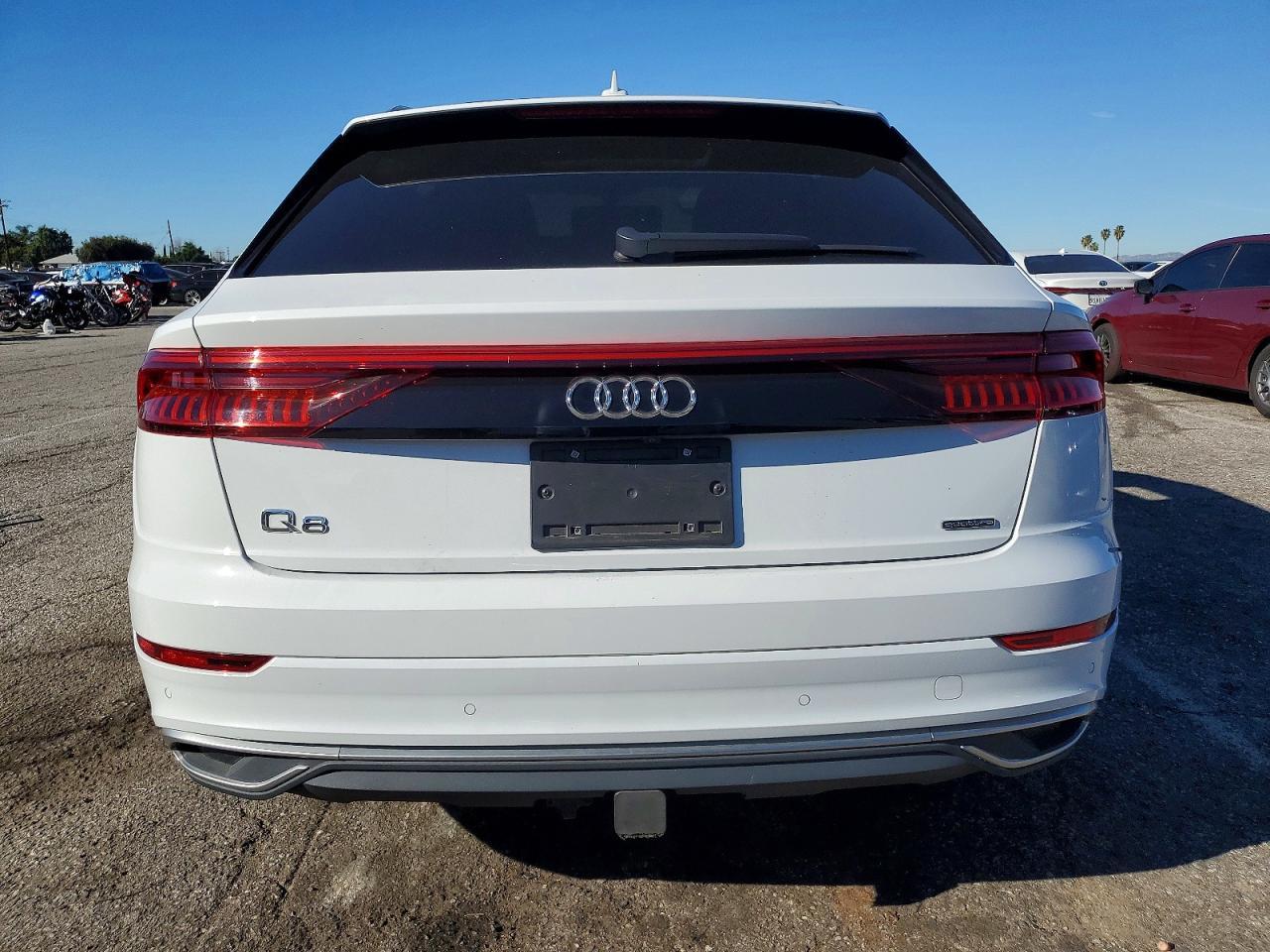 2020 AUDI Q8