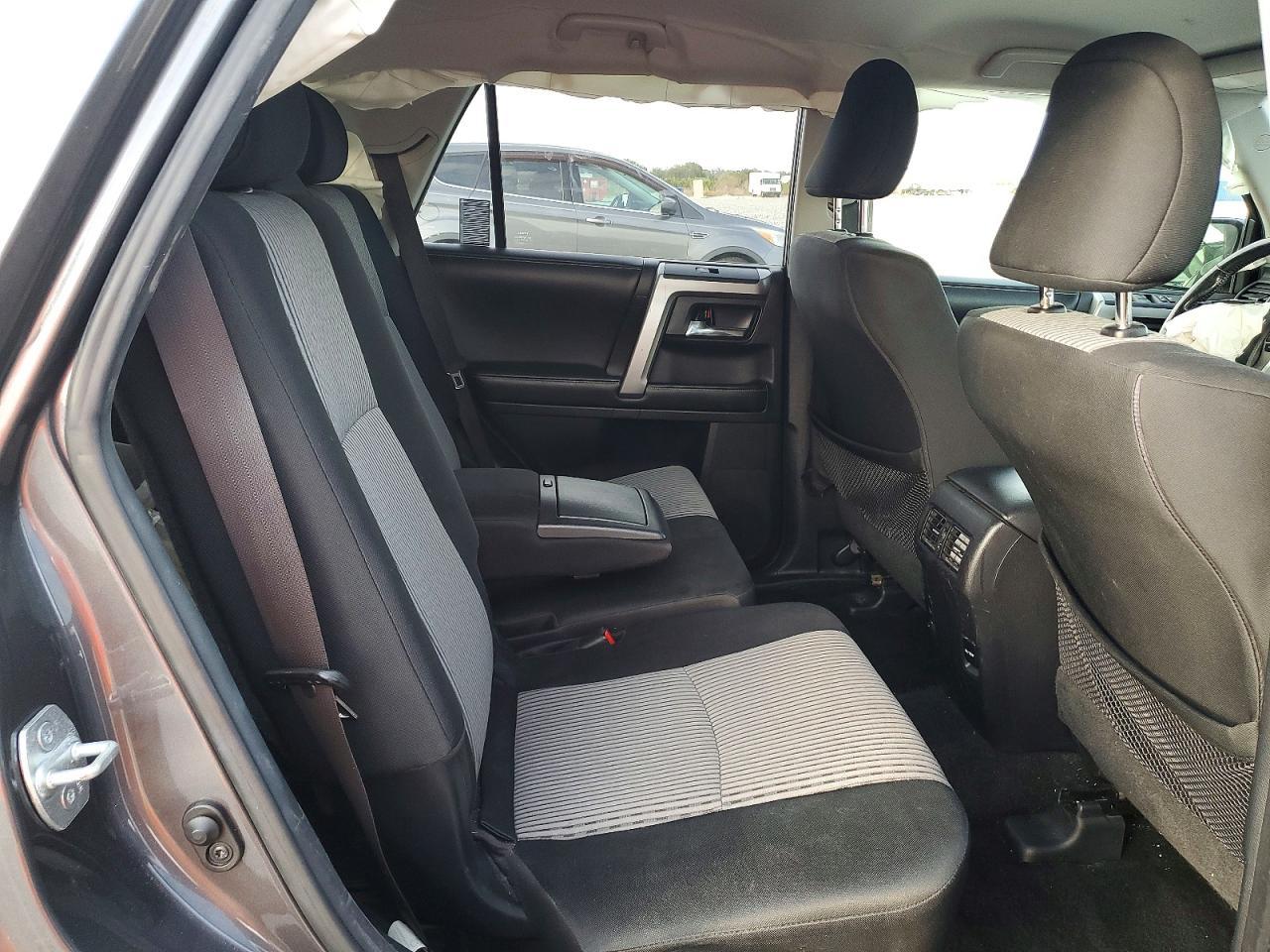 2016 TOYOTA 4Runner