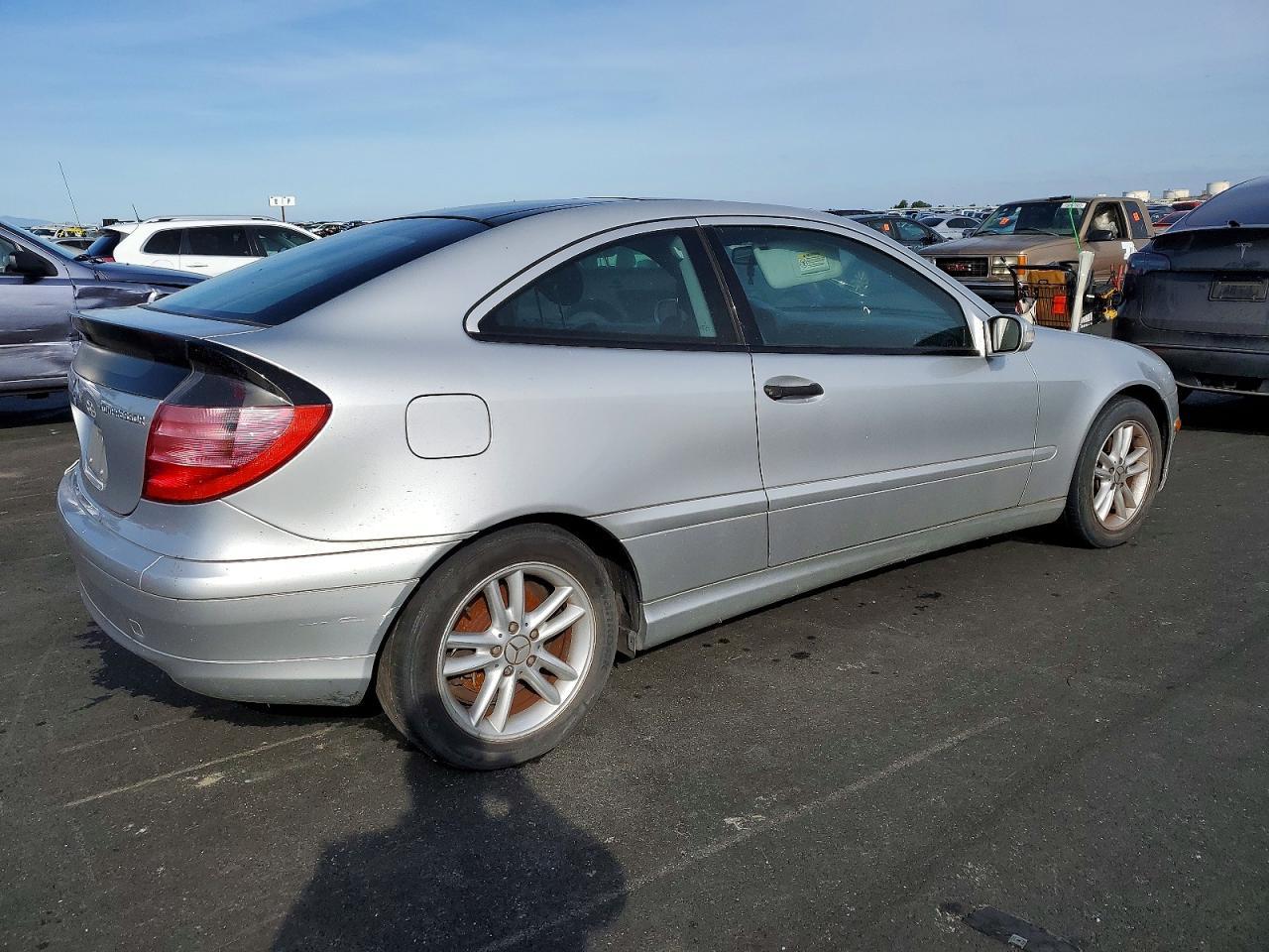 2002 MERCEDES-BENZ C-CLASS